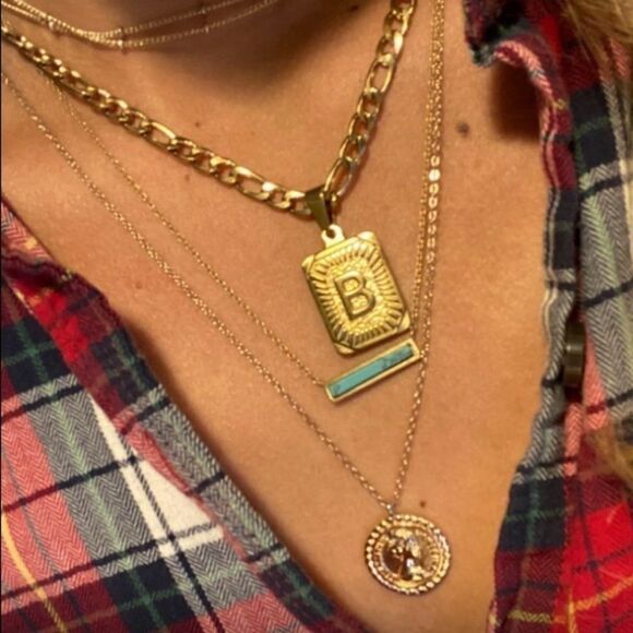 Unisex Gold Initial Block Letter Chain Necklace - Picture 7 of 10